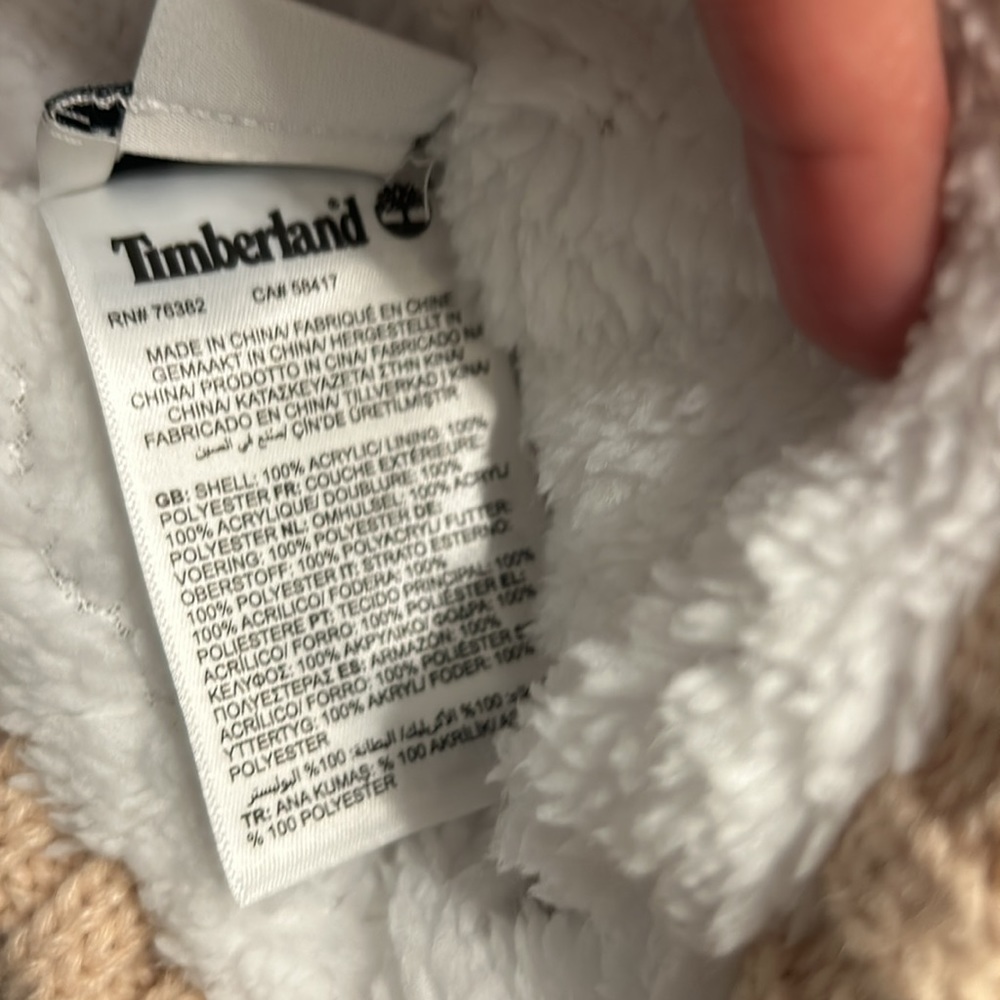 Timberland Women’s Beanie - Picture 3 of 3